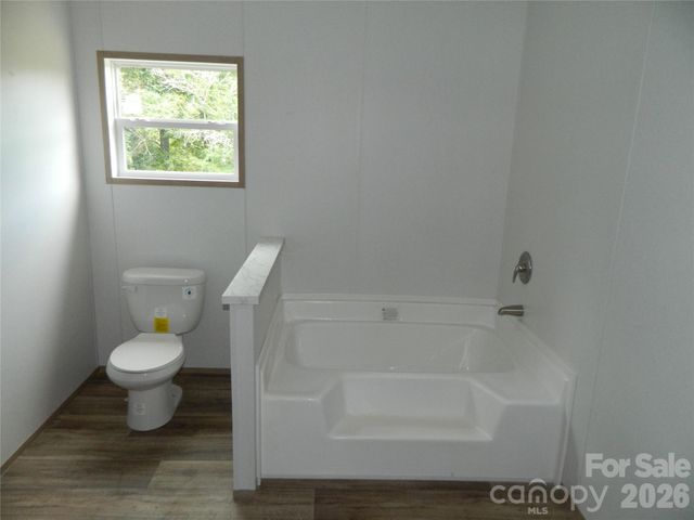 3944 Hollywood Ridge Road NE, Lenoir, NC 28645