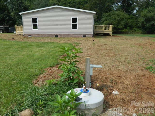 3944 Hollywood Ridge Road NE, Lenoir, NC 28645
