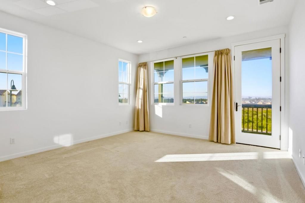 Image 13 of property listing at 2989 Denali Drive, Marina, CA 93933