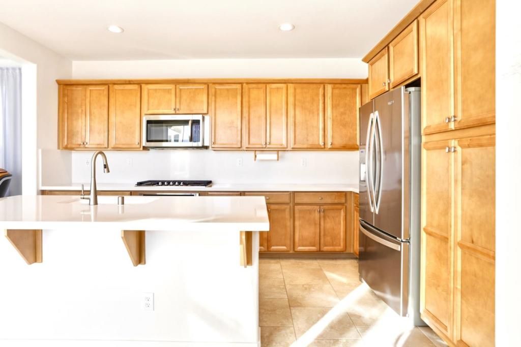 Image 6 of property listing at 2989 Denali Drive, Marina, CA 93933