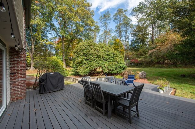 6 Trask Rd, Boxford, MA 01921