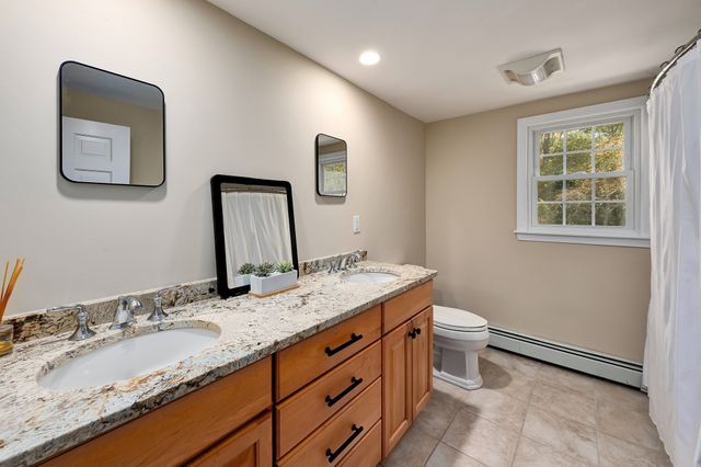 6 Trask Rd, Boxford, MA 01921