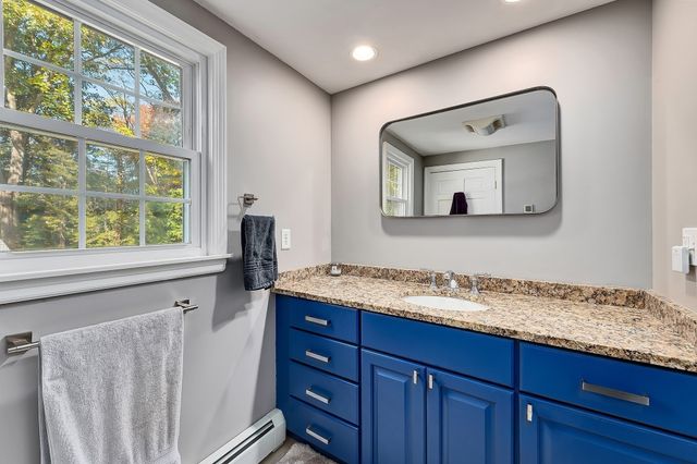 6 Trask Rd, Boxford, MA 01921