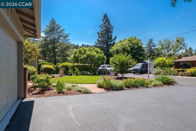 1489 Sunnybrook Rd., Alamo, CA 94507