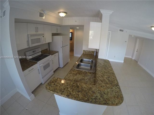 21150 SW 87th Ave 205, Cutler Bay, FL 33189