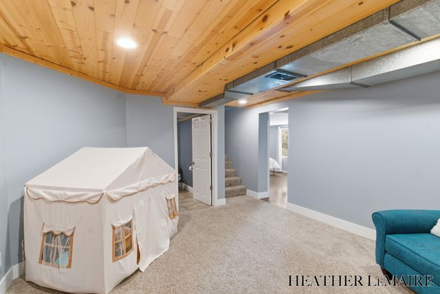 3706 Navaho Street SW, Grandville, MI 49418