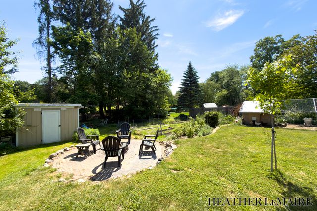 3706 Navaho Street SW, Grandville, MI 49418
