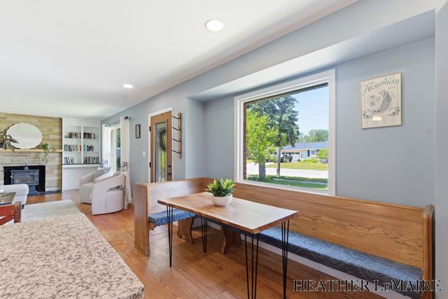 3706 Navaho Street SW, Grandville, MI 49418