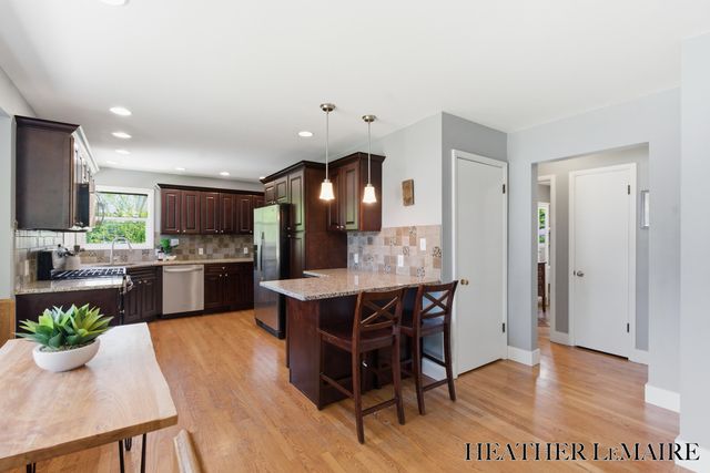 3706 Navaho Street SW, Grandville, MI 49418