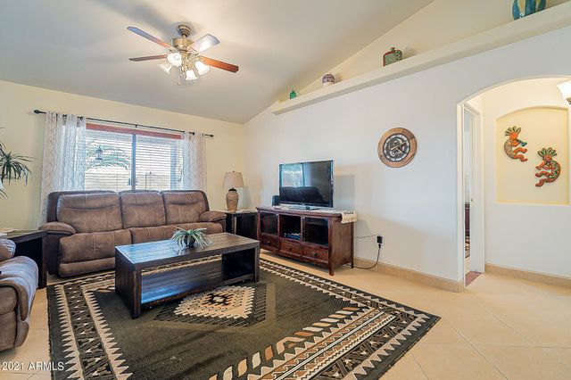 1105 N COTA Lane, Coolidge, AZ 85128