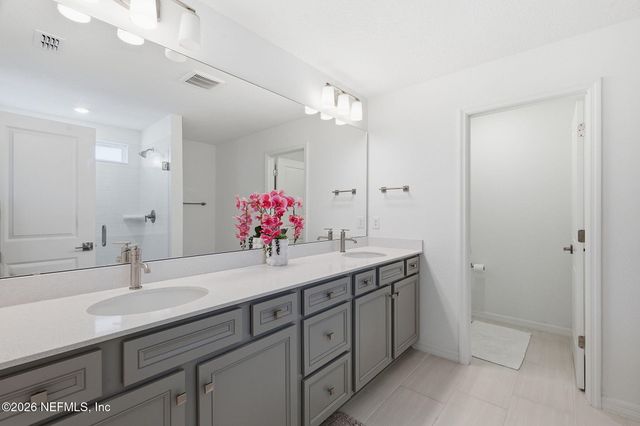 942 ROOSTER HOLLOW Way, Middleburg, FL 32068