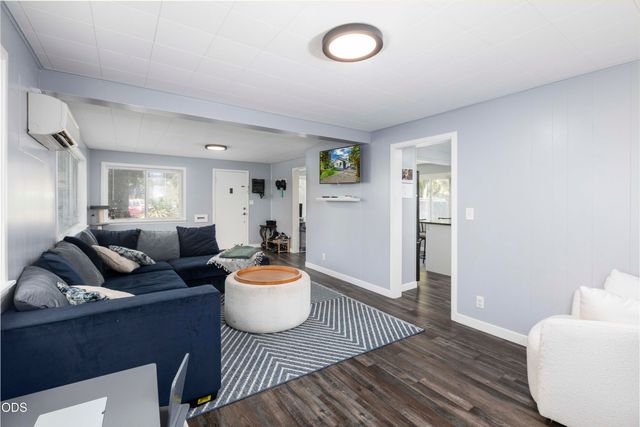 711 SW H Street, Grants Pass, OR 97526