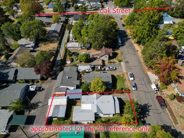 711 SW H Street, Grants Pass, OR 97526