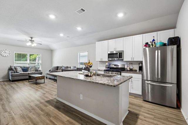 9581 Last Maples Trail, Conroe, TX 77303