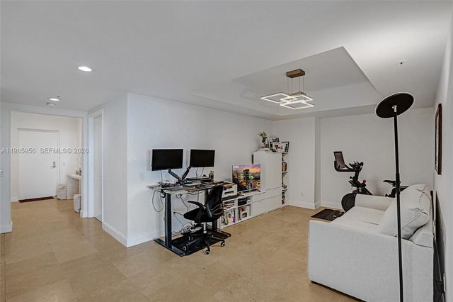 14951 Royal Oaks Lane 803, North Miami, FL 33181