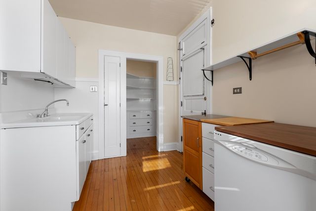 816 Mulford Street 2R, Evanston, IL 60202