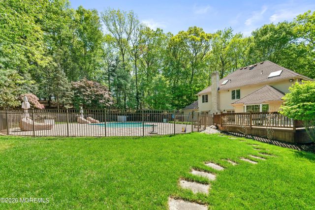 12 Country Club Lane, Marlboro, NJ 07746