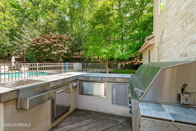 12 Country Club Lane, Marlboro, NJ 07746