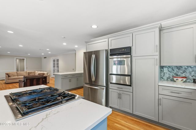 12 Country Club Lane, Marlboro, NJ 07746