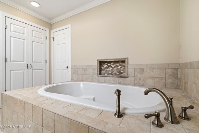 12 Country Club Lane, Marlboro, NJ 07746