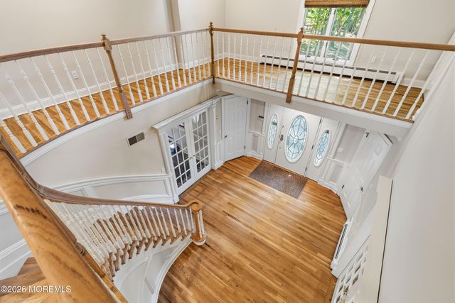 12 Country Club Lane, Marlboro, NJ 07746