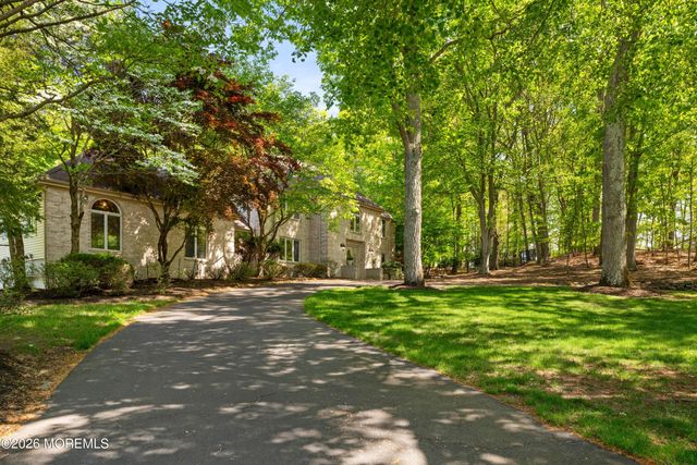 12 Country Club Lane, Marlboro, NJ 07746