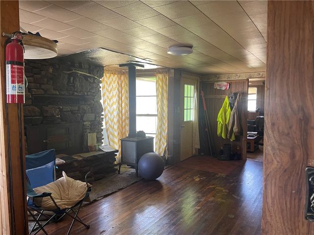 23125 Highway 16, Pettigrew, AR 72752