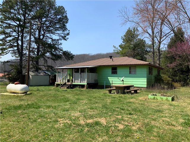 23125 Highway 16, Pettigrew, AR 72752