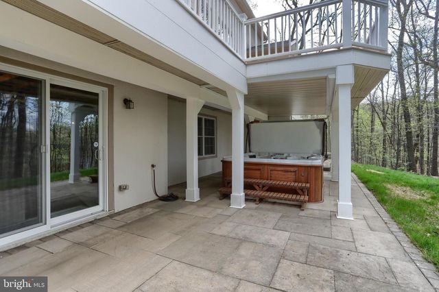 20 VALLEY VIEW DR, Lebanon, PA 17042