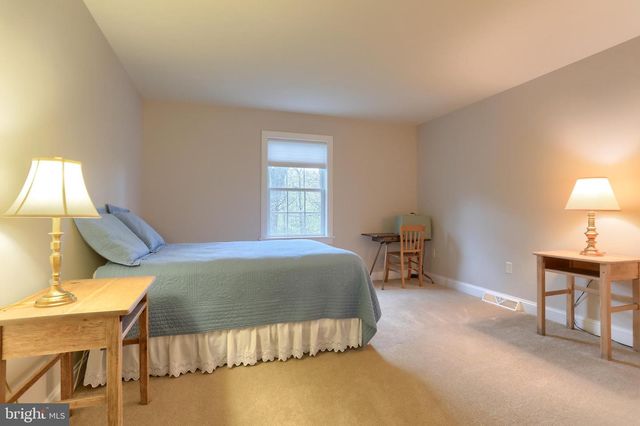 20 VALLEY VIEW DR, Lebanon, PA 17042