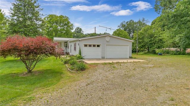 2891 Greenhorn Road, Roaring River, NC 28669
