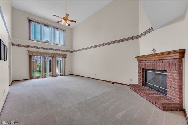 120 Ambleside Way, Amherst, OH 44001