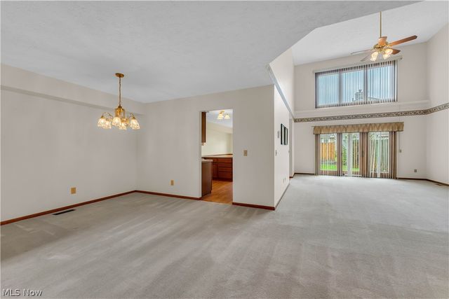 120 Ambleside Way, Amherst, OH 44001