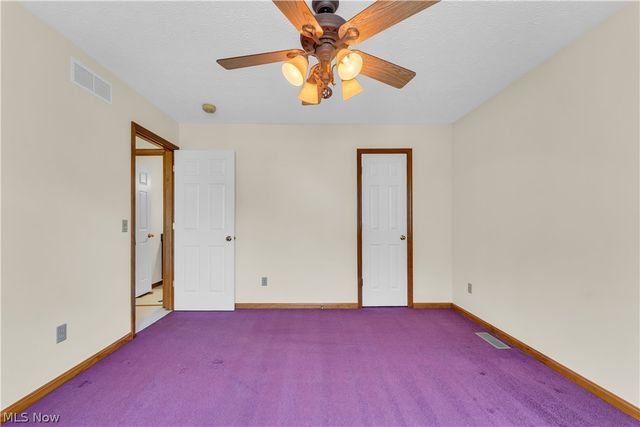 120 Ambleside Way, Amherst, OH 44001