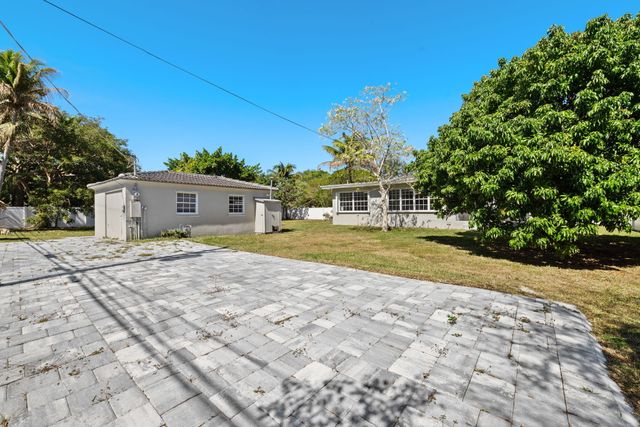 1516 Jefferson Street, Hollywood, FL 33020