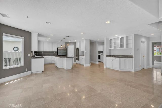6220 Century Hill, Riverside, CA 92506