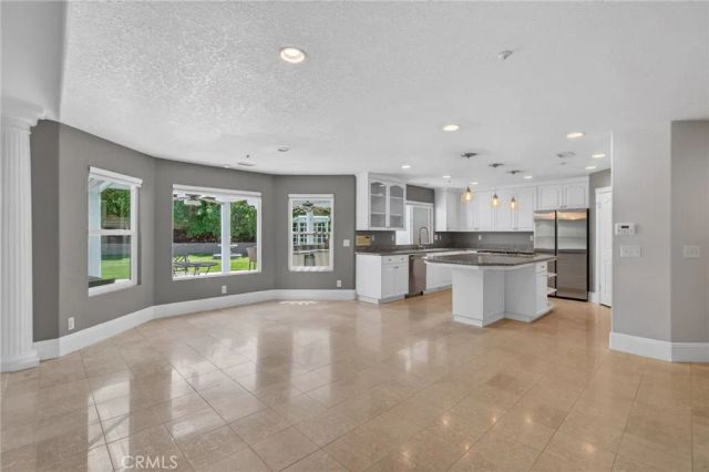 6220 Century Hill, Riverside, CA 92506
