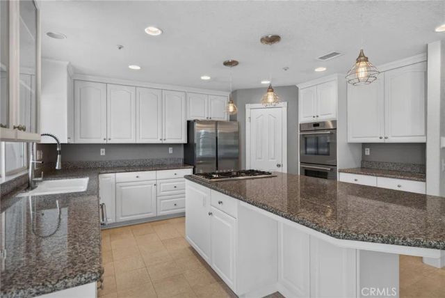6220 Century Hill, Riverside, CA 92506