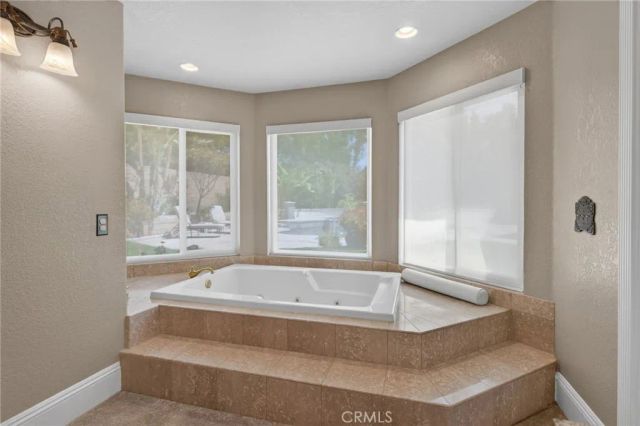 6220 Century Hill, Riverside, CA 92506