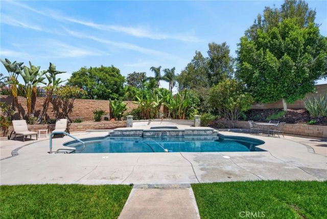 6220 Century Hill, Riverside, CA 92506