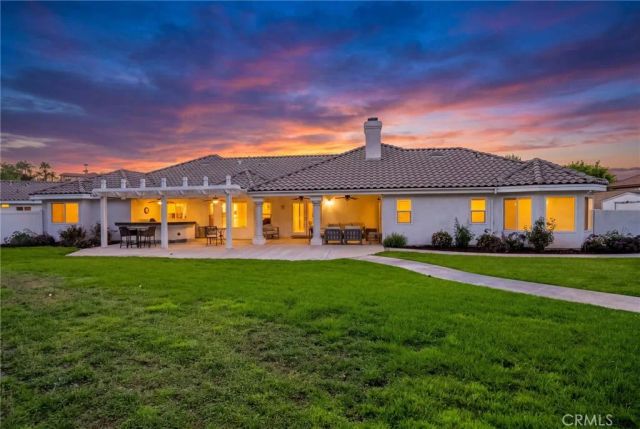 6220 Century Hill, Riverside, CA 92506