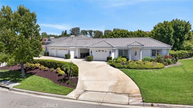 6220 Century Hill, Riverside, CA 92506