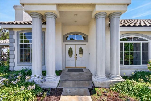 6220 Century Hill, Riverside, CA 92506