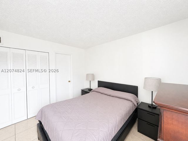 4855 NW 7th St 410-6, Miami, FL 33126