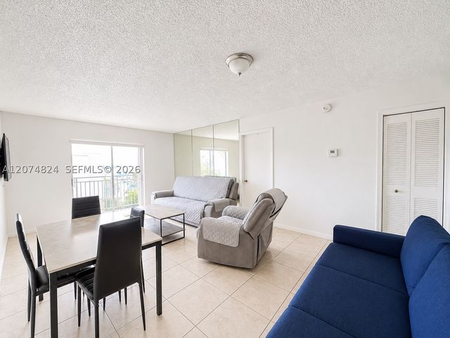 4855 NW 7th St 410-6, Miami, FL 33126