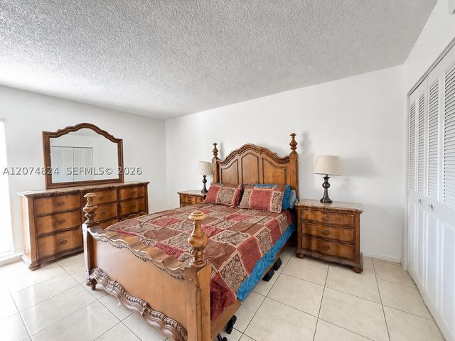 4855 NW 7th St 410-6, Miami, FL 33126