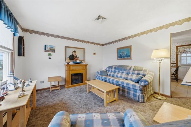 202 Marshall Avenue, Cumberland, RI 02864