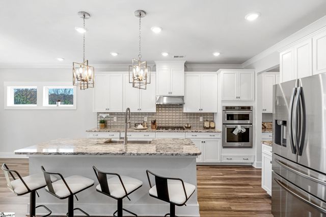 901 Whitemarsh Avenue, Simpsonville, SC 29680