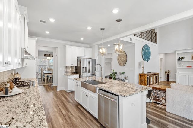 901 Whitemarsh Avenue, Simpsonville, SC 29680