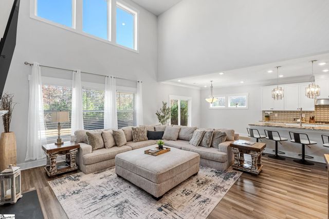 901 Whitemarsh Avenue, Simpsonville, SC 29680